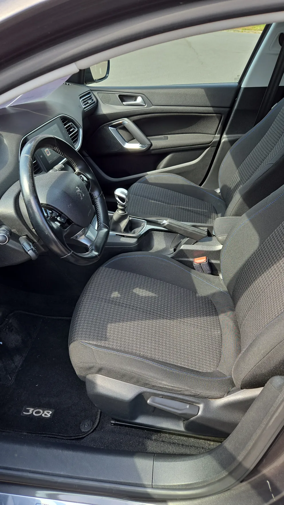 Véhicule occasion 232590 - peugeot 308 - Photo 9