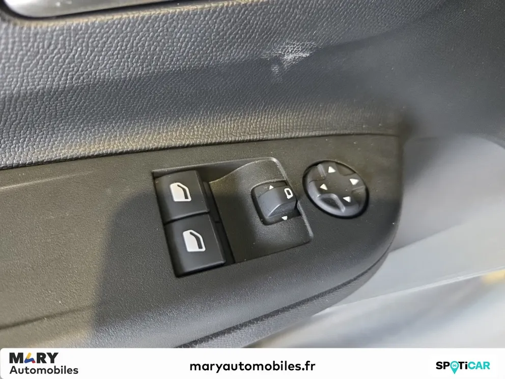 Véhicule occasion 1229762 - opel CORSA - Photo 9