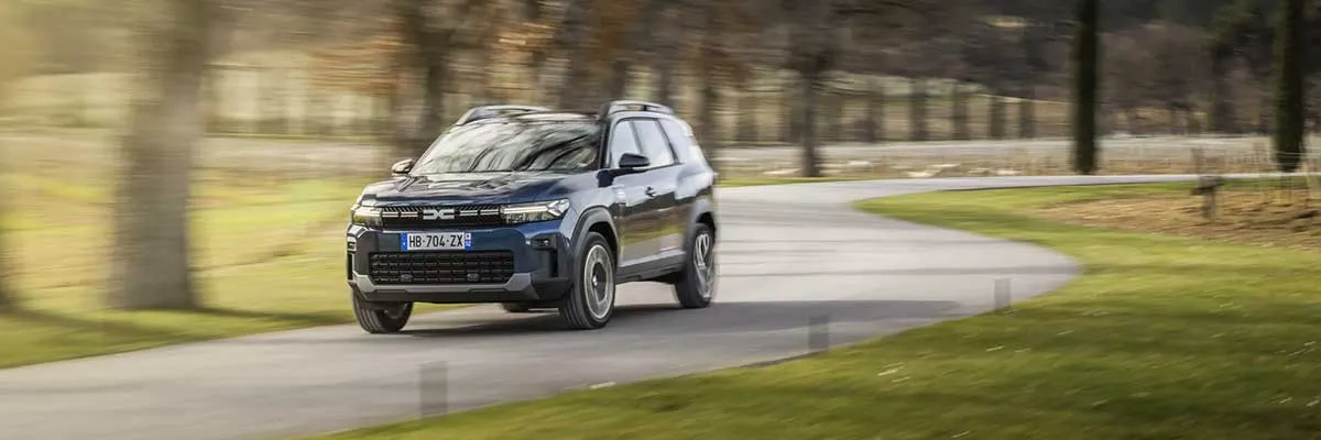 Bandeau-Dacia-Bigster-2025