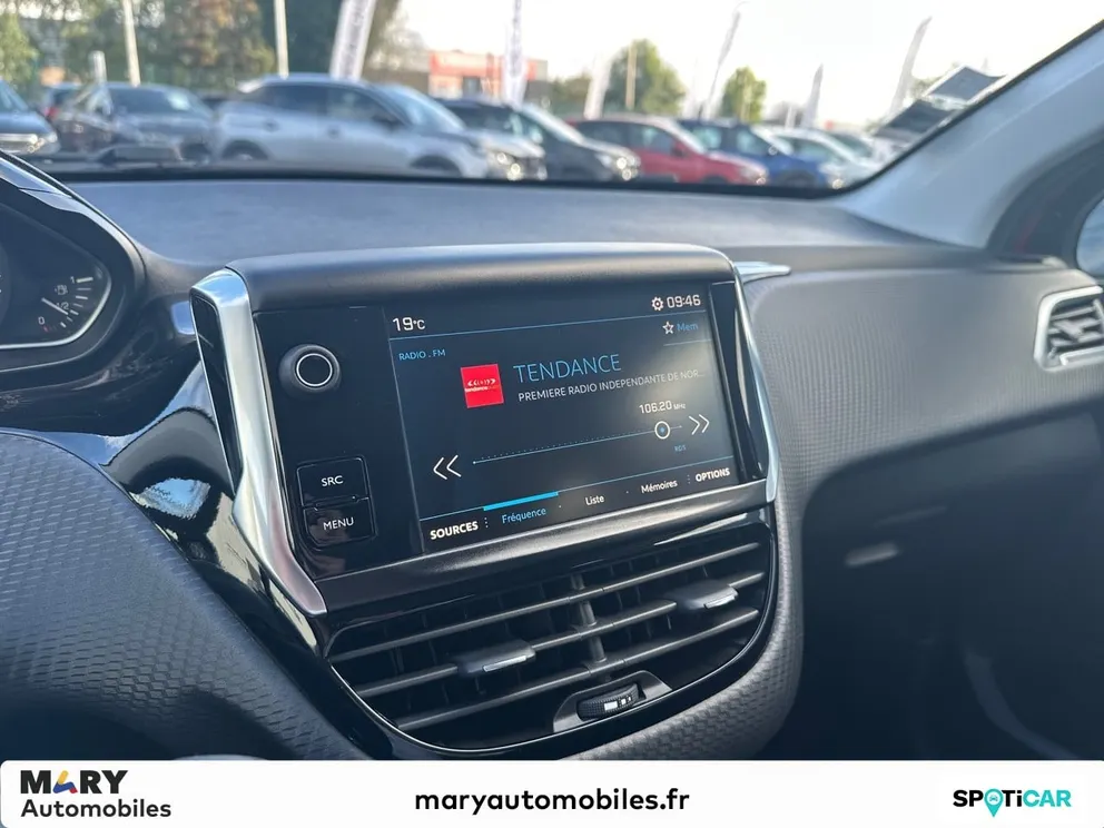 Véhicule occasion 1238581 - peugeot 208 - Photo 10