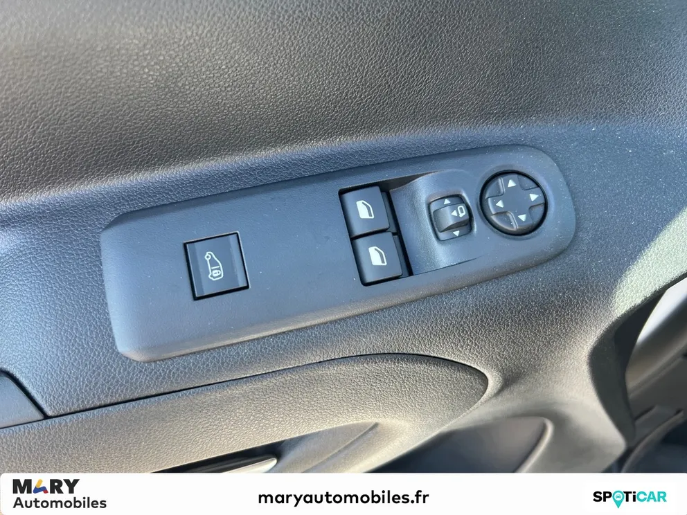 Véhicule occasion 1240582 - Citroën BERLINGO - Photo 9