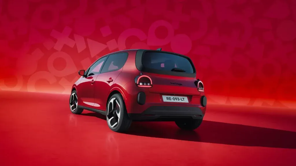 Renault Twingo E-Tech Electrique 100 % couleur rouge