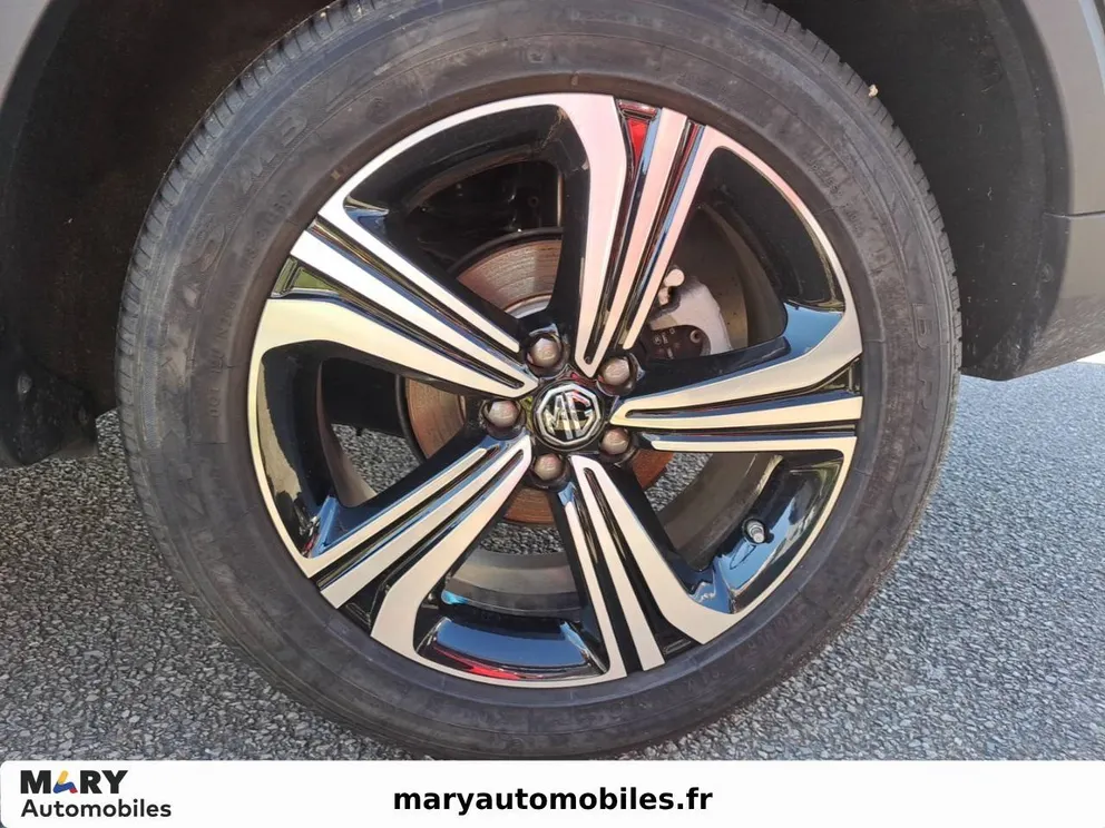 Véhicule occasion 226191 - mg ZS - Photo 11