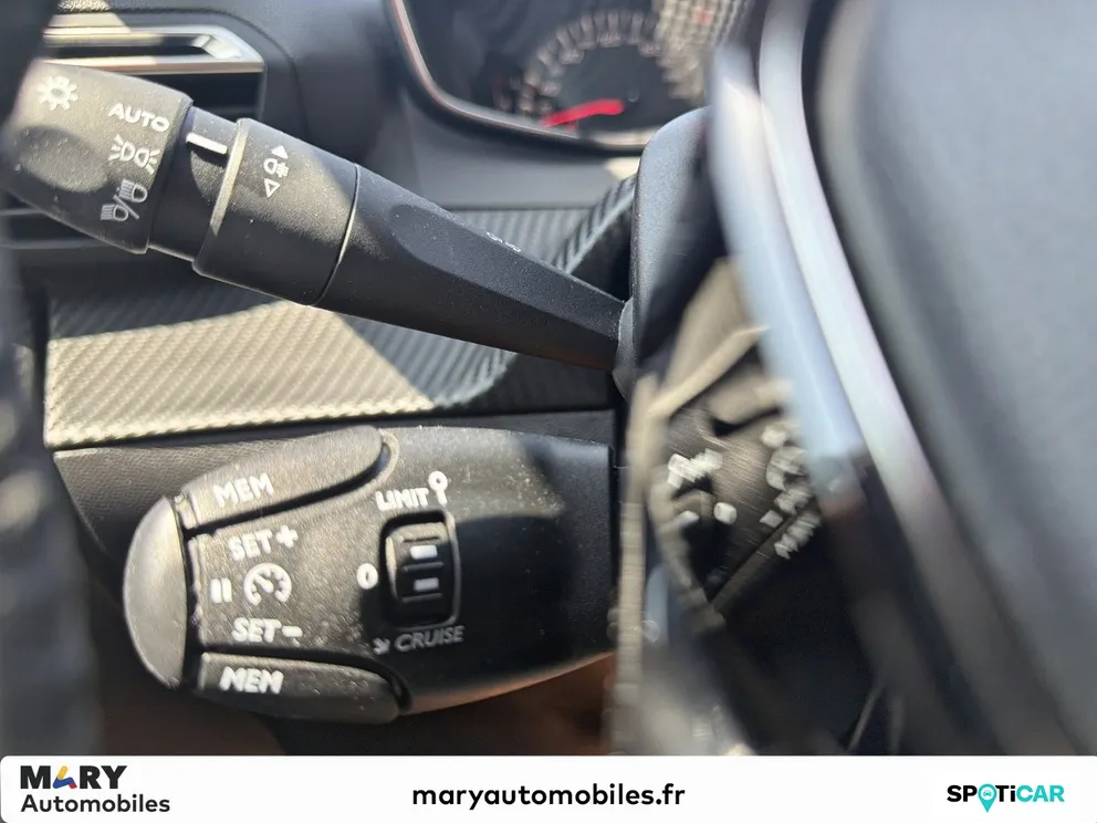 Véhicule occasion 235941 - peugeot 208 - Photo 12