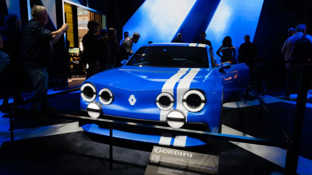 R8 Gordini Concept au Mondial de l'auto