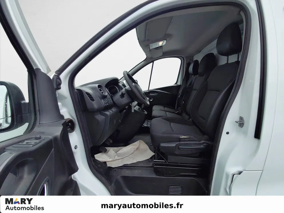Véhicule occasion 237971 - renault TRAFIC - Photo 9