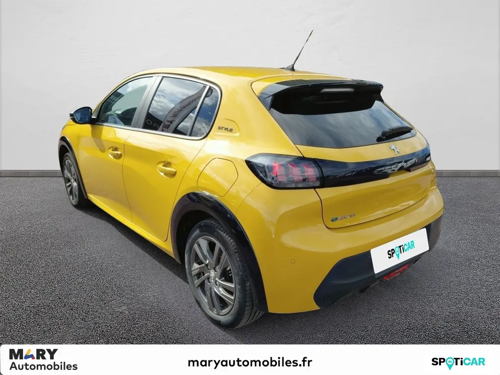 Véhicule occasion 1236388 - peugeot 208 - Photo 2