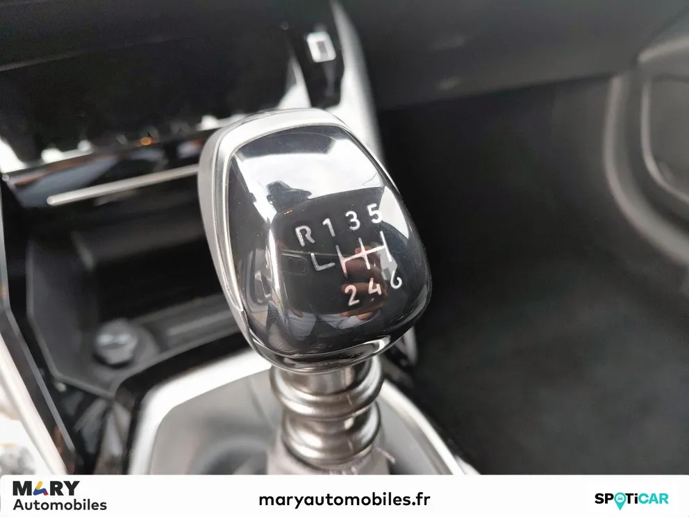 Véhicule occasion 1229227 - peugeot 208 - Photo 11