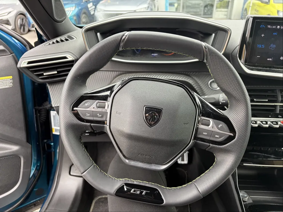 Véhicule occasion 1227703 - peugeot 2008 - Photo 3