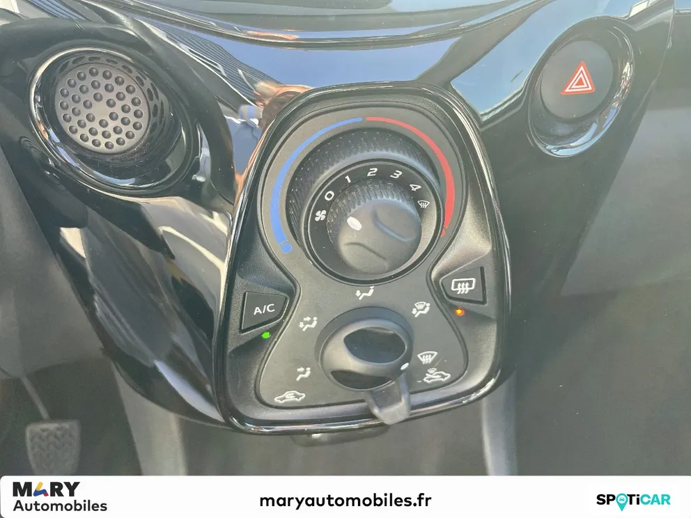 Véhicule occasion 235902 - peugeot 108 - Photo 10