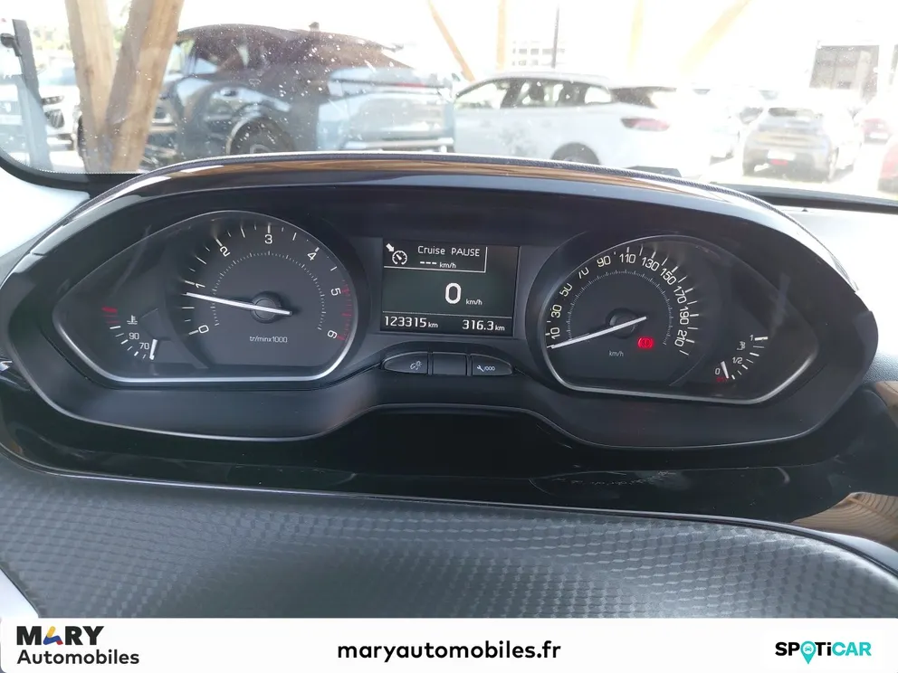 Véhicule occasion 1230845 - peugeot 208 - Photo 12