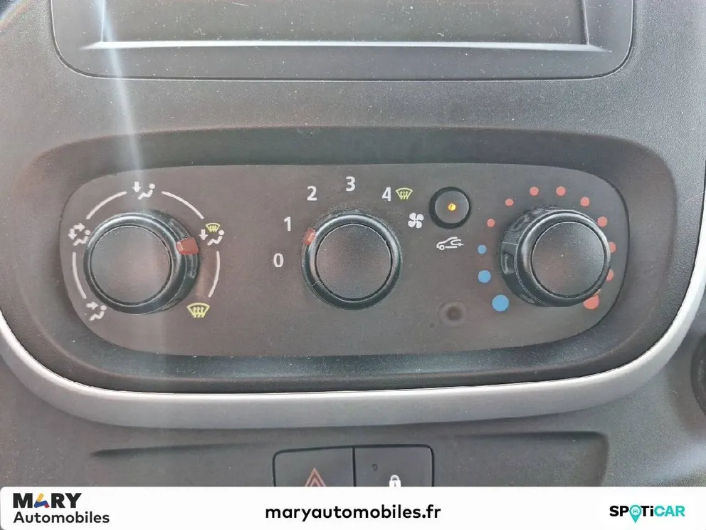 Véhicule occasion 228903 - renault TRAFIC - Photo 13