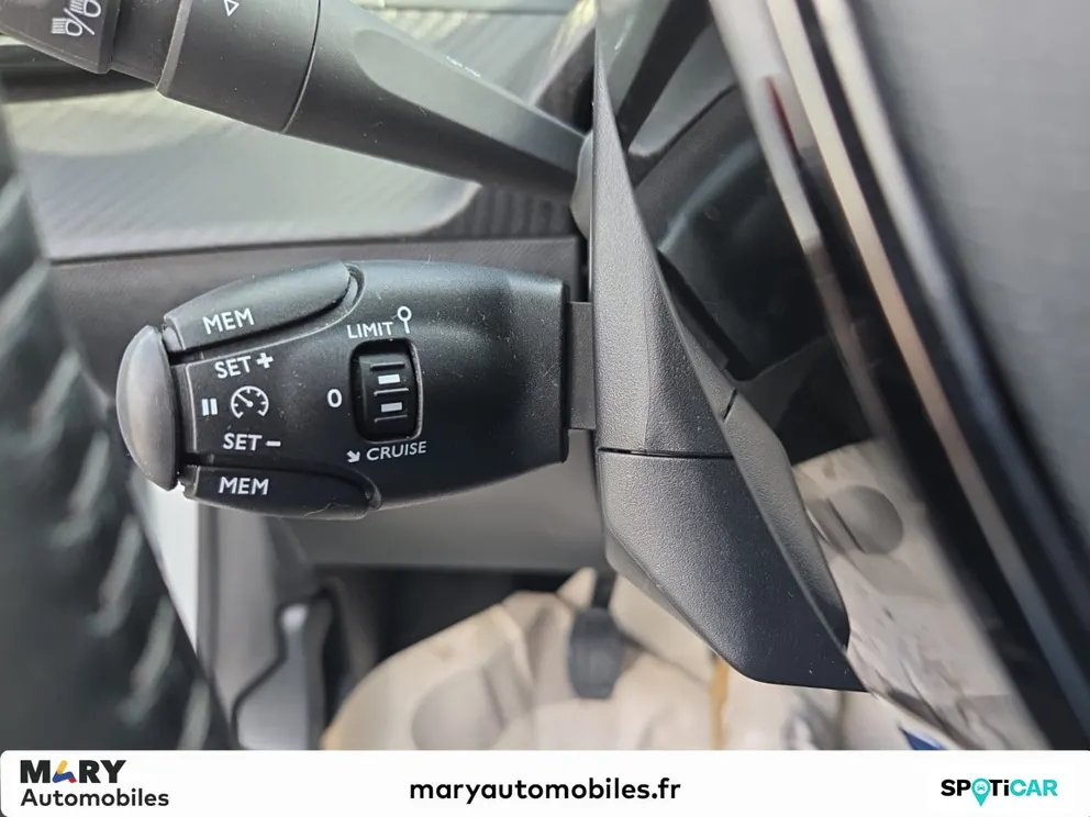 Véhicule occasion 234600 - peugeot 208 - Photo 11