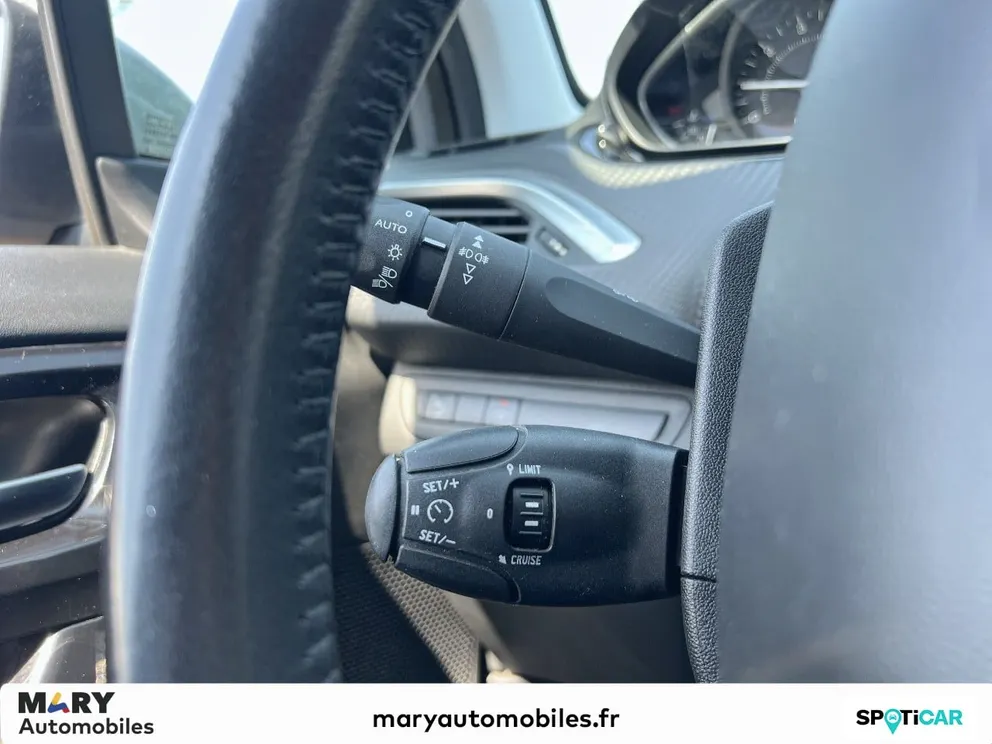 Véhicule occasion 1238235 - peugeot 2008 - Photo 11