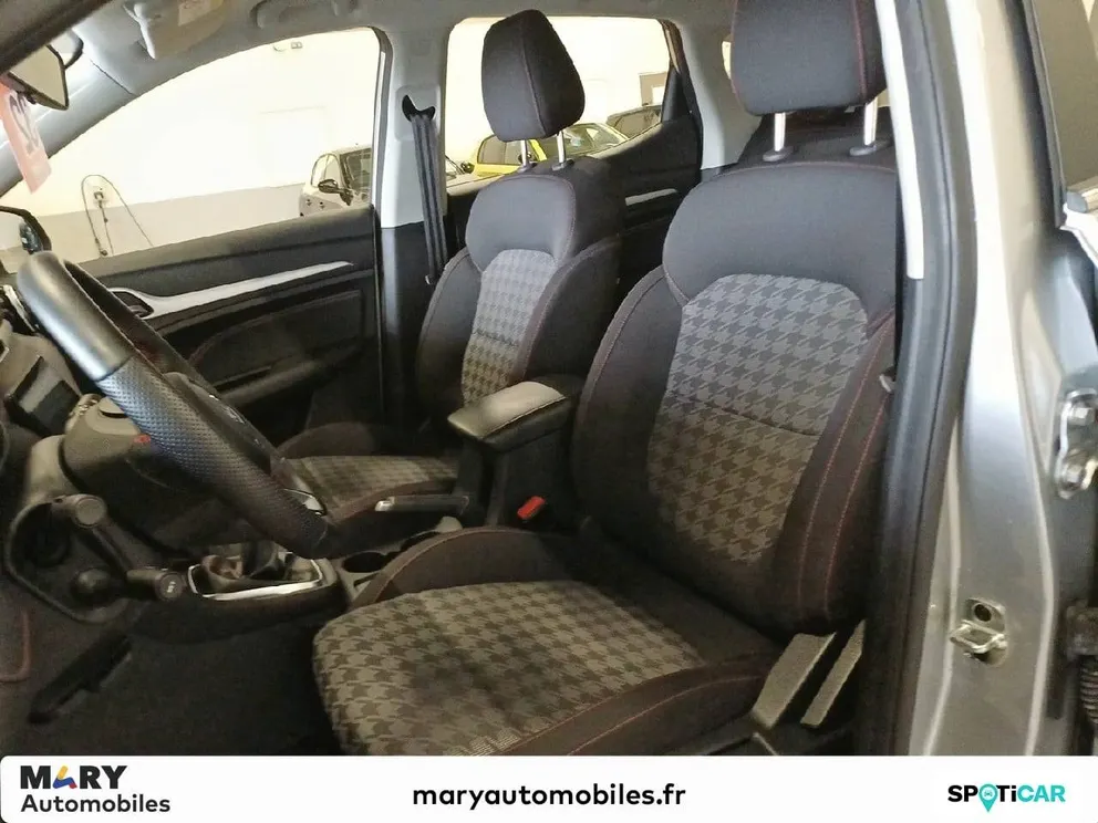 Véhicule occasion 226512 - mg ZS - Photo 9