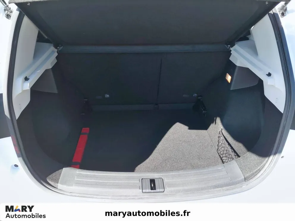 Véhicule occasion 234725 - mg ZS - Photo 6