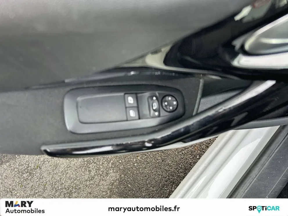 Véhicule occasion 198342 - peugeot 208 - Photo 13