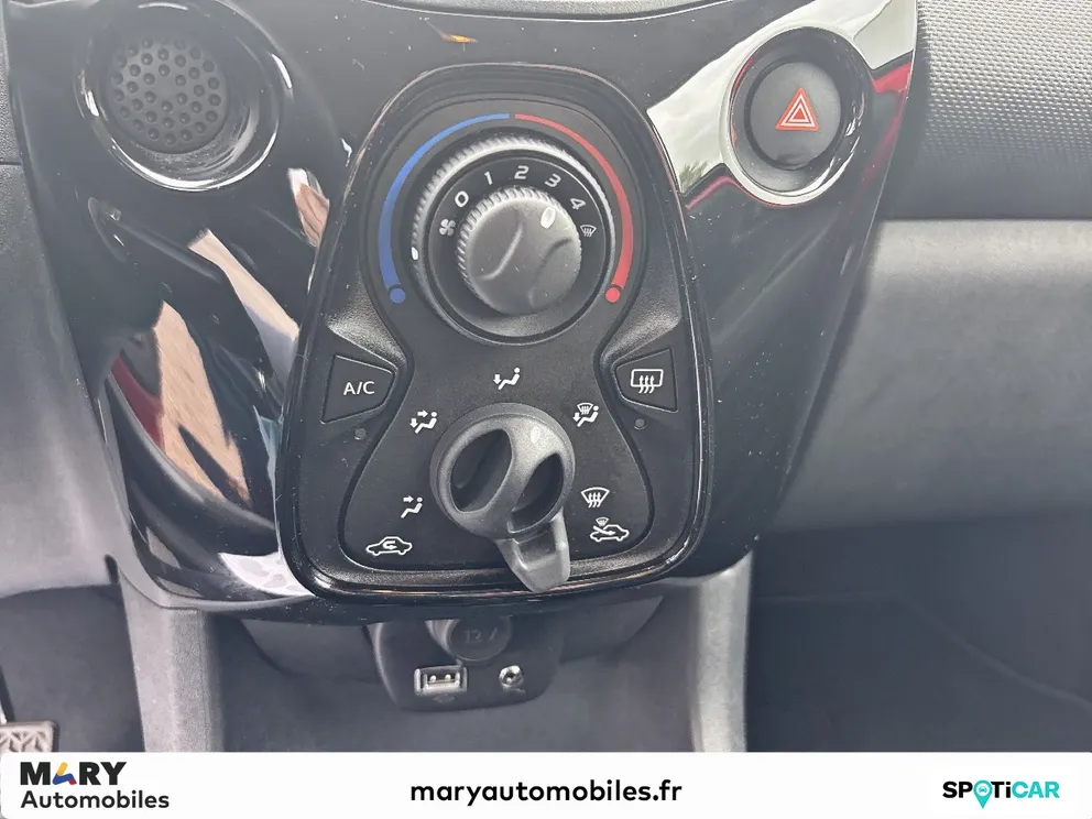 Véhicule occasion 1229082 - Citroën C1 - Photo 11