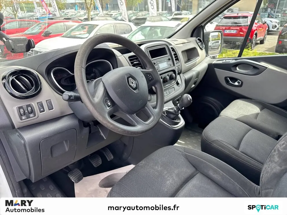 Véhicule occasion 218216 - renault TRAFIC - Photo 8