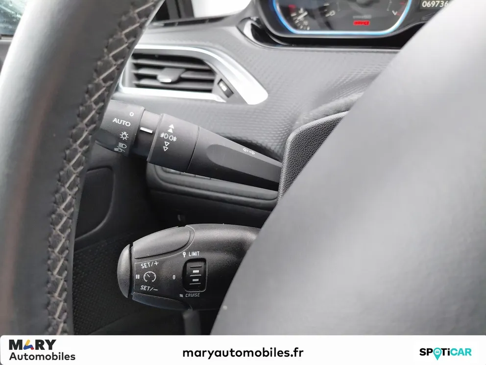 Véhicule occasion 1231867 - peugeot 208 - Photo 14