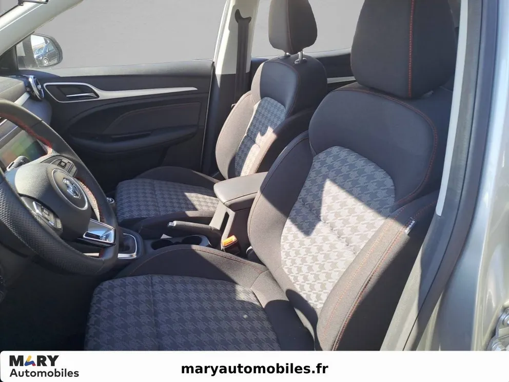 Véhicule occasion 226190 - mg ZS - Photo 9