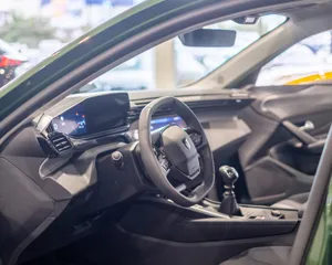 Peugeot 308 design intérieur volant