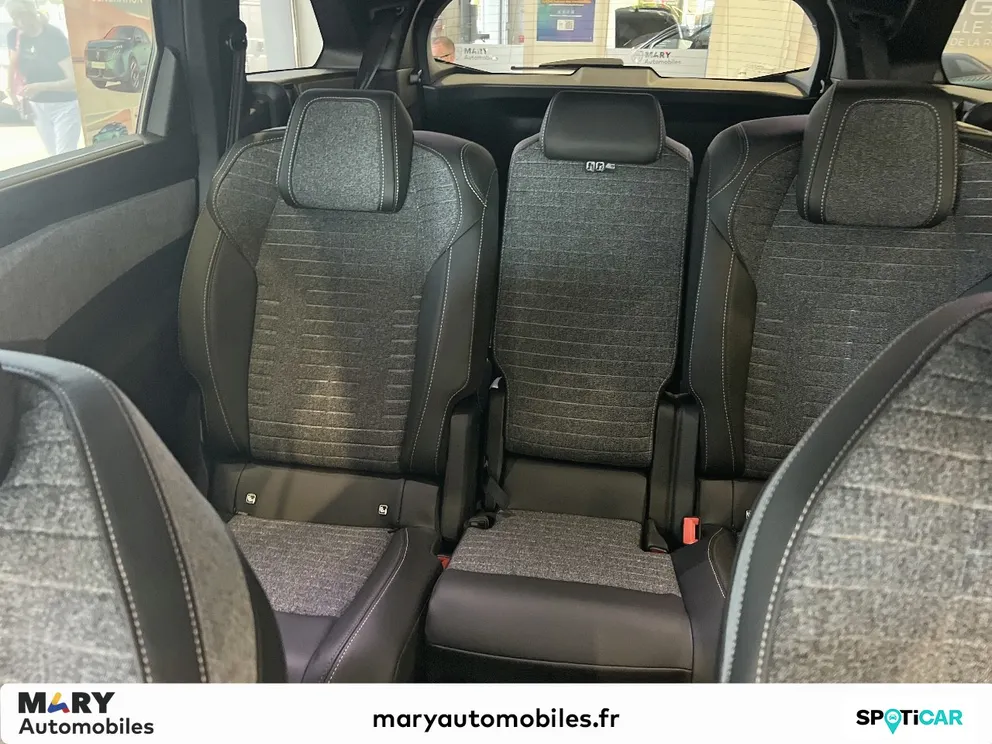 Véhicule occasion 1233600 - peugeot 5008 - Photo 18