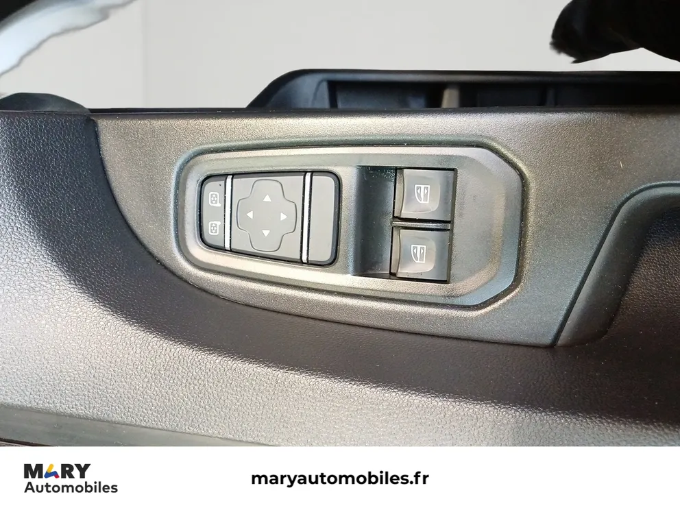 Véhicule occasion 1235490 - renault TRAFIC - Photo 11