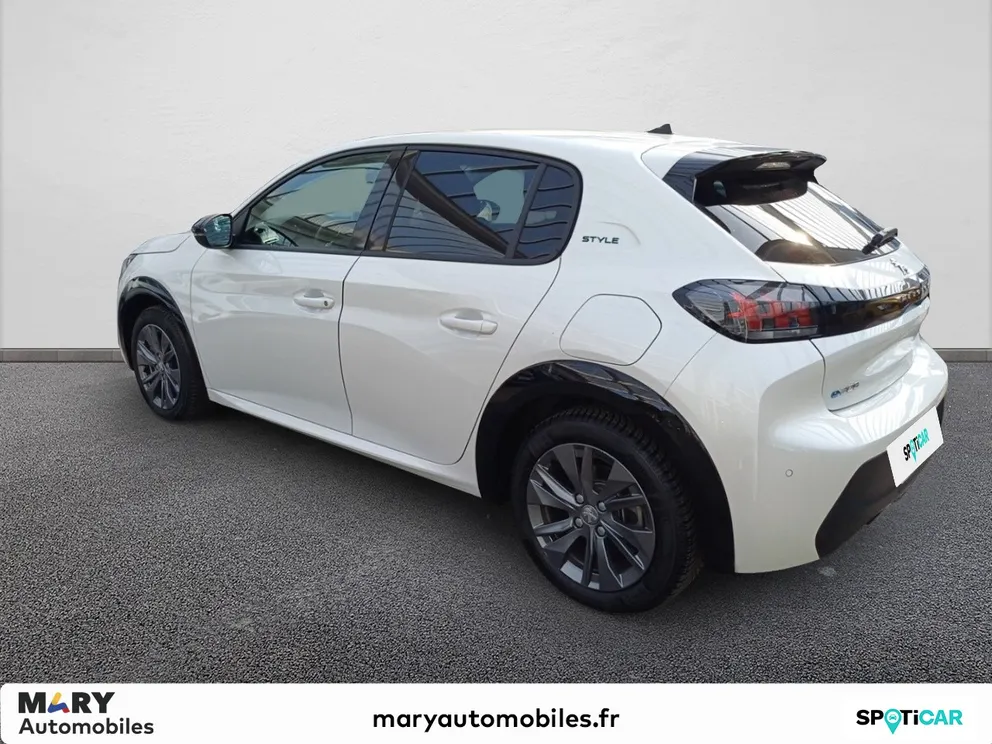 Véhicule occasion 1239117 - peugeot 208 - Photo 2