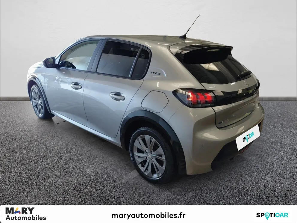 Véhicule occasion 1231510 - peugeot 208 - Photo 2