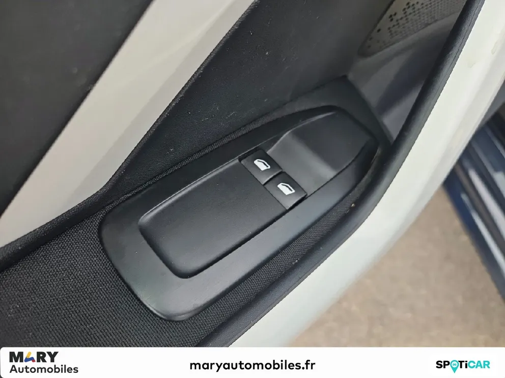 Véhicule occasion 1233314 - peugeot 208 - Photo 12