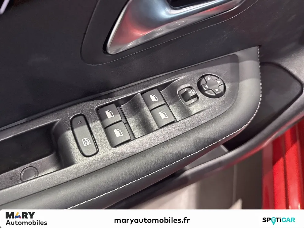Véhicule occasion 1236953 - peugeot 208 - Photo 9
