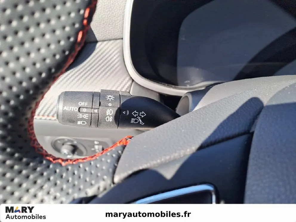 Véhicule occasion 227340 - mg ZS - Photo 16