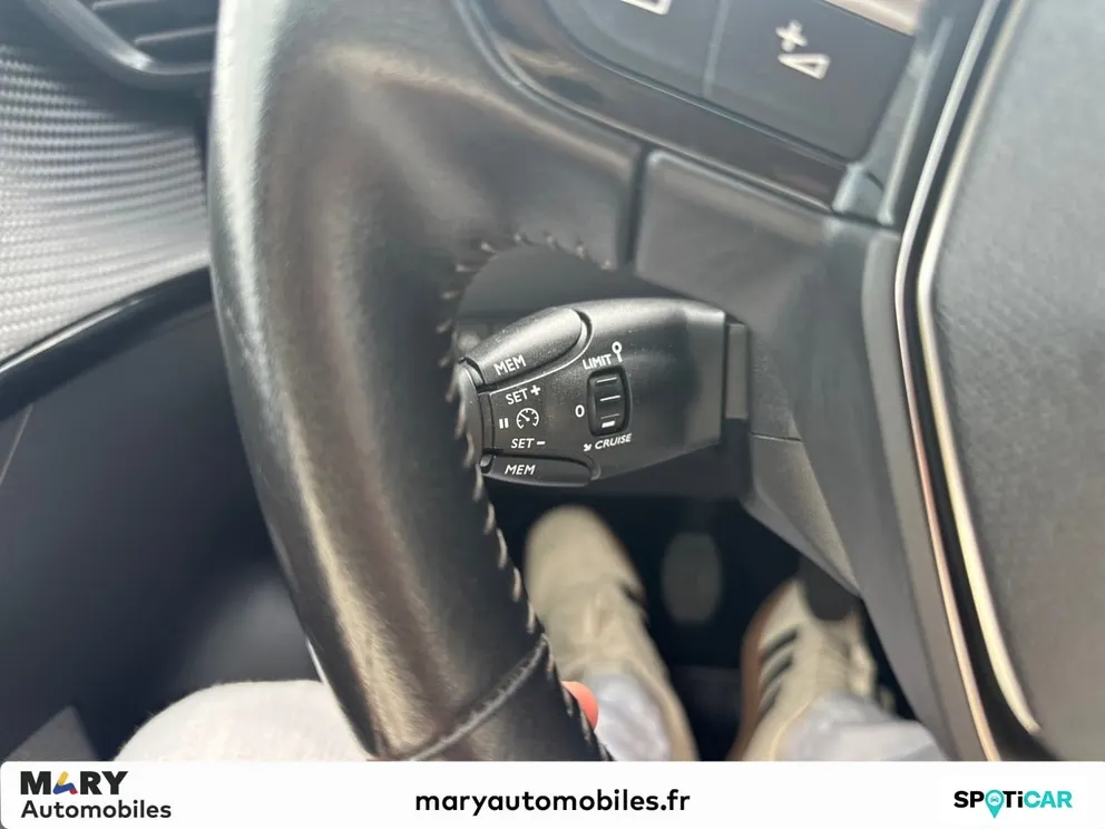 Véhicule occasion 1235249 - peugeot 208 - Photo 12