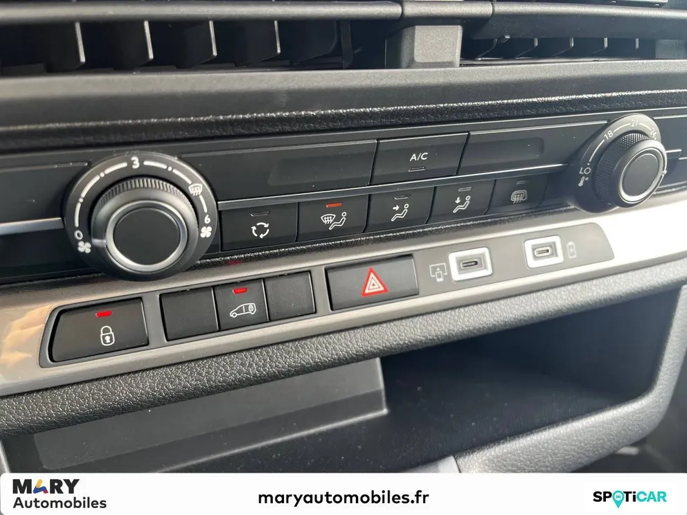 Véhicule occasion 225811 - Citroën JUMPY - Photo 18