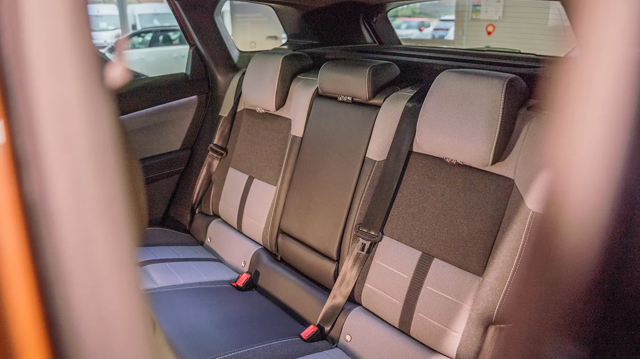 Nouveau Opel Grandland design interieur arrière