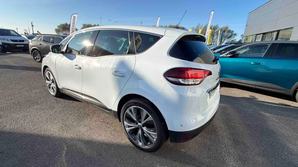 Véhicule occasion 1242427 - renault SCENIC - Photo 3