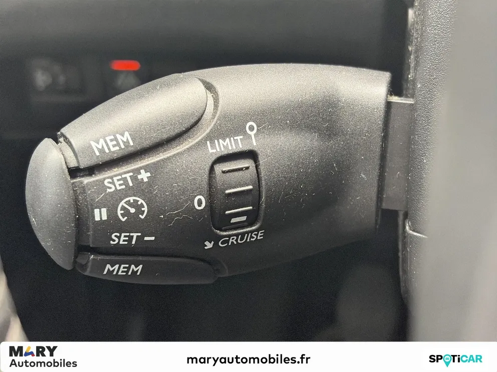 Véhicule occasion 1233287 - peugeot 208 - Photo 15