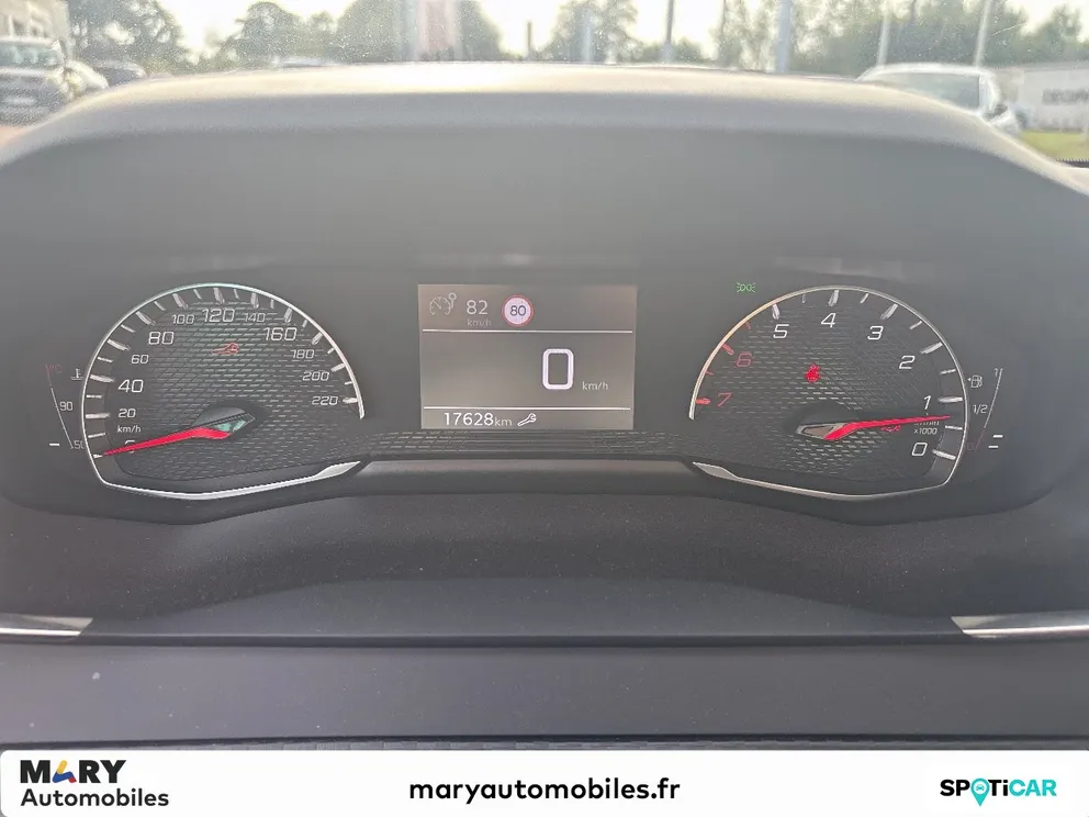 Véhicule occasion 1237962 - peugeot 208 - Photo 10