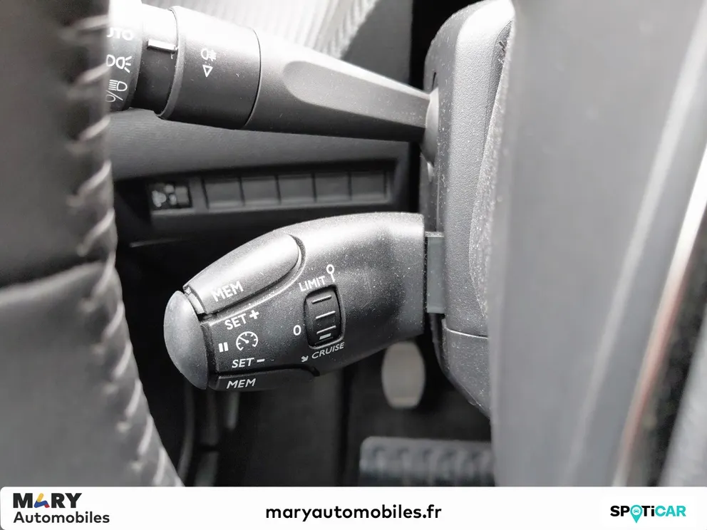 Véhicule occasion 1236812 - peugeot 2008 - Photo 12