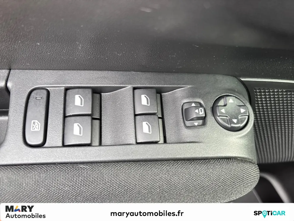Véhicule occasion 1240083 - Citroën C3 AIRCROSS - Photo 20