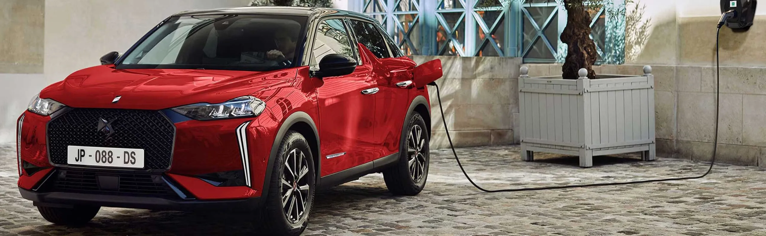 DS 7 E-tense qui bénéficie du bonus écologique 2025