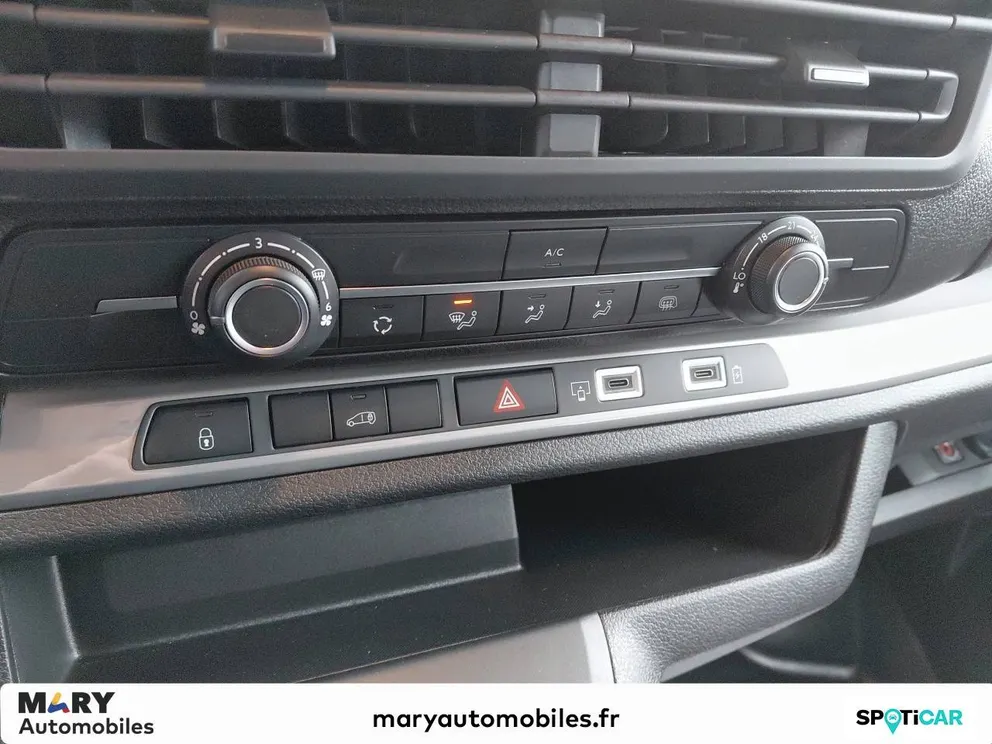 Véhicule occasion 211970 - Citroën JUMPY - Photo 20