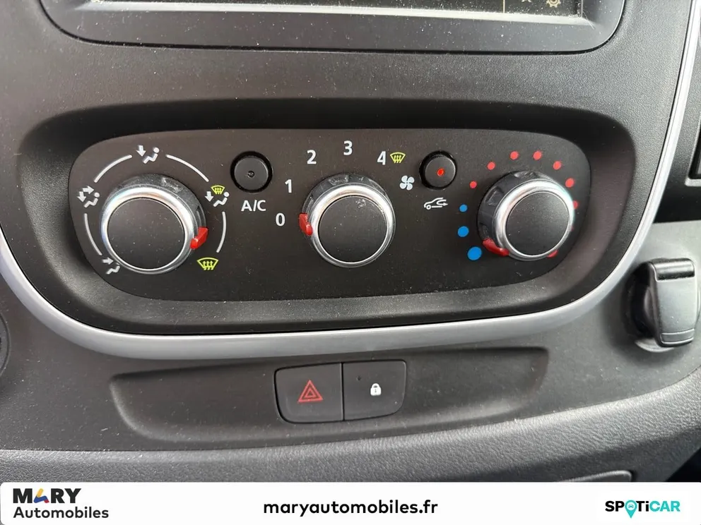 Véhicule occasion 237969 - nissan NV300 - Photo 11