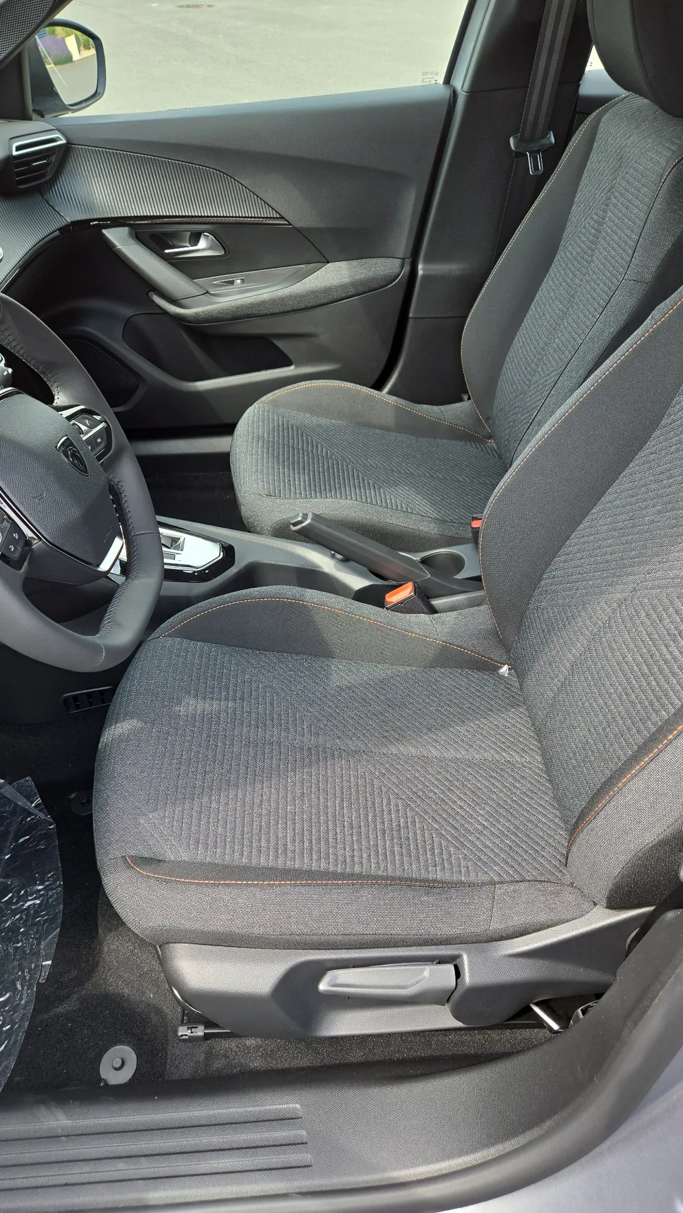 Véhicule occasion 1229975 - peugeot 2008 - Photo 10