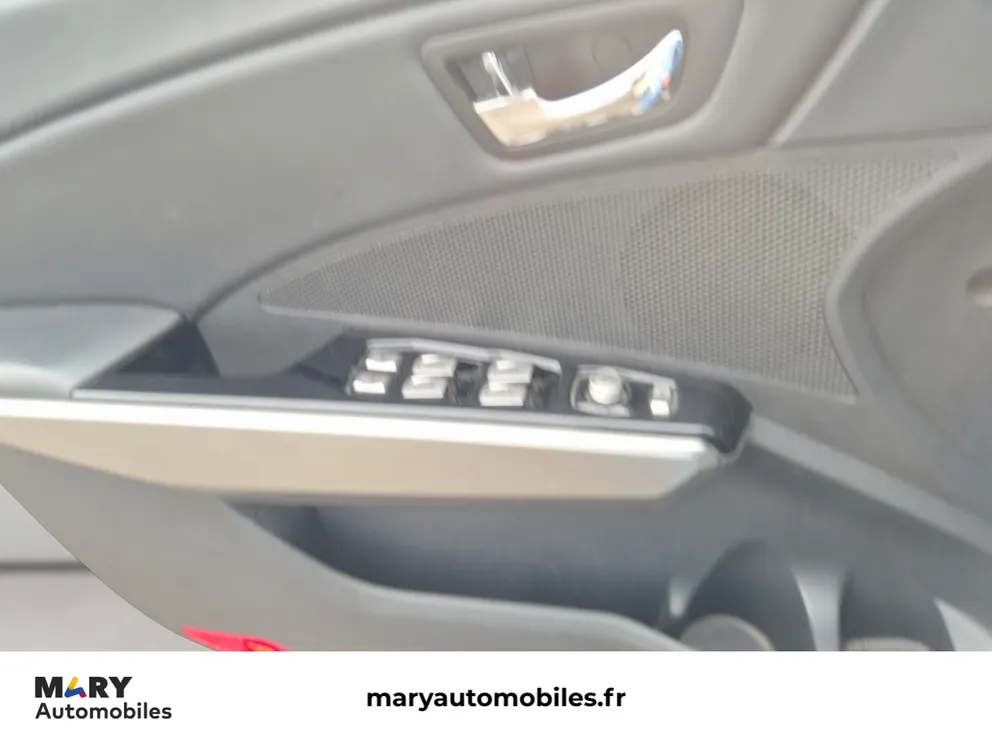 Véhicule occasion 1246068 - ssangyong TIVOLI - Photo 11