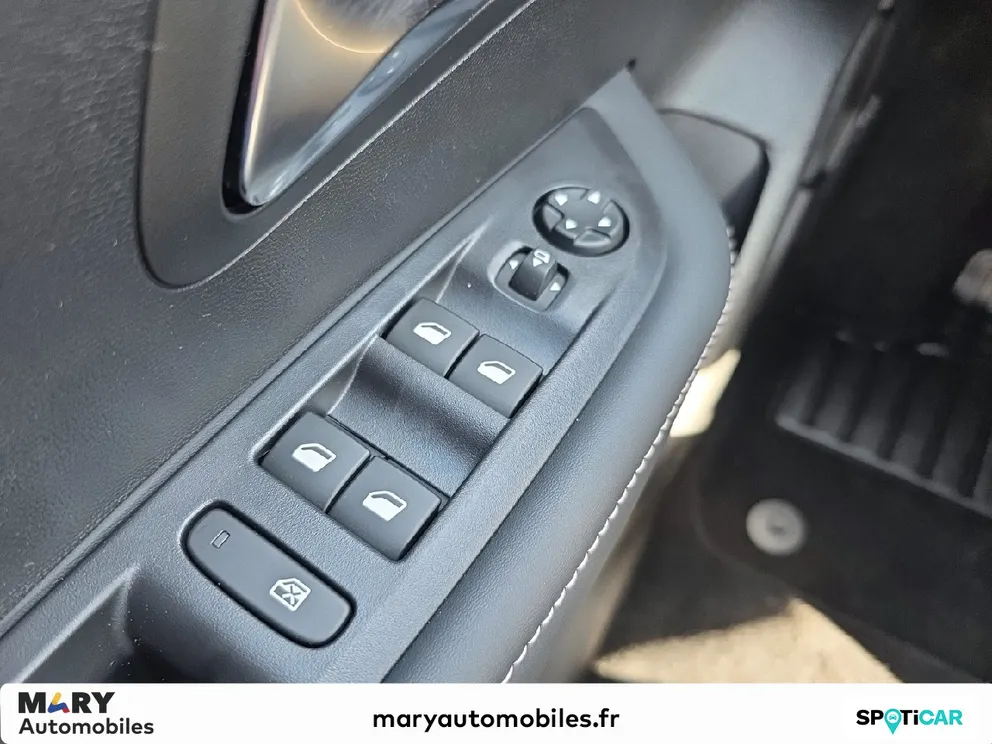 Véhicule occasion 1229446 - peugeot 208 - Photo 14