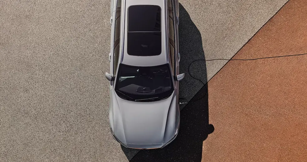 Volvo V60 Recharge toit panoramique