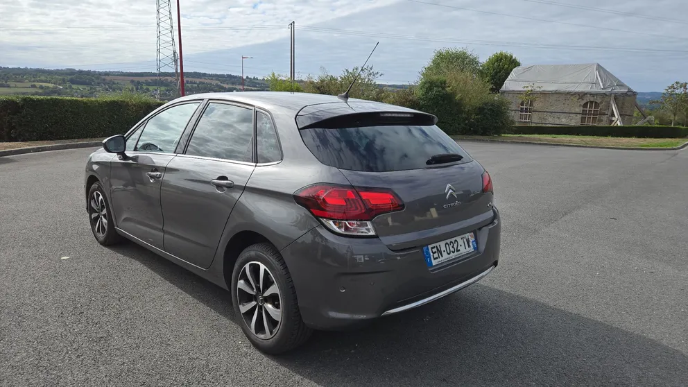 Véhicule occasion 1240448 - Citroën C4 - Photo 3