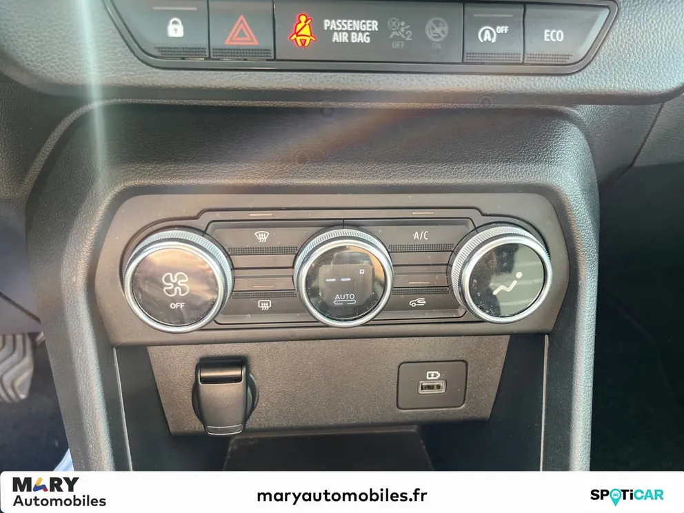 Véhicule occasion 1232887 - dacia SANDERO - Photo 9